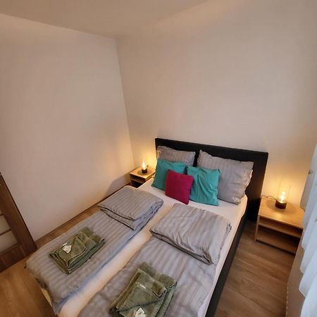 Triangol Apartman: Fuerdo, Belvaros, Egyetem Дьор Екстериор снимка