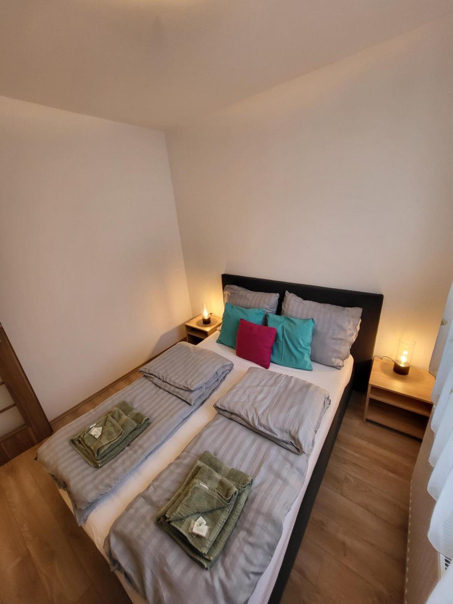 Triangol Apartman: Fuerdo, Belvaros, Egyetem Дьор Екстериор снимка