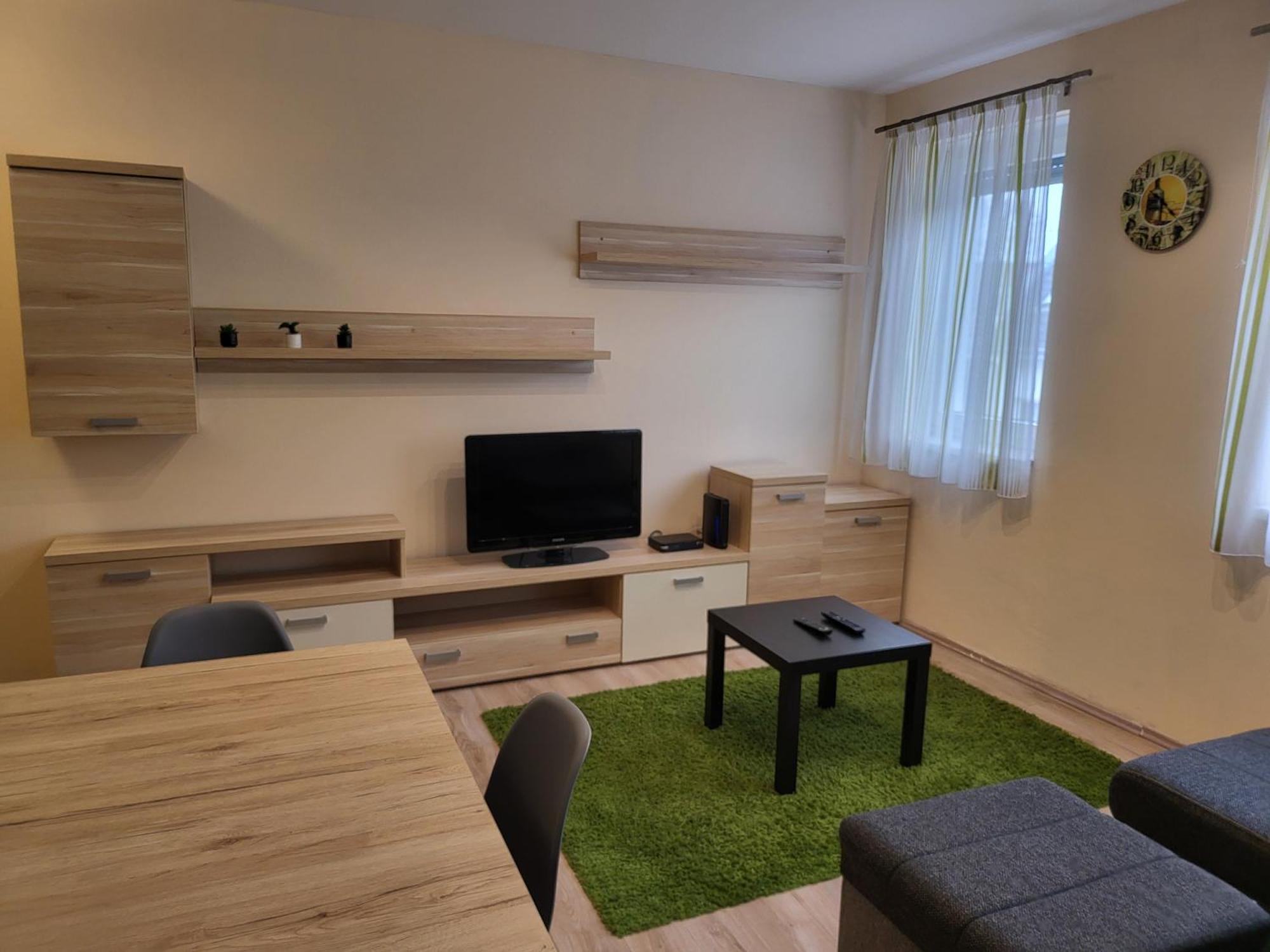 Triangol Apartman: Fuerdo, Belvaros, Egyetem Дьор Екстериор снимка